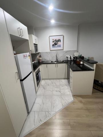 Adelaide Cbd Apartment - 3Br, 2Bath & Carpark ภายนอก รูปภาพ